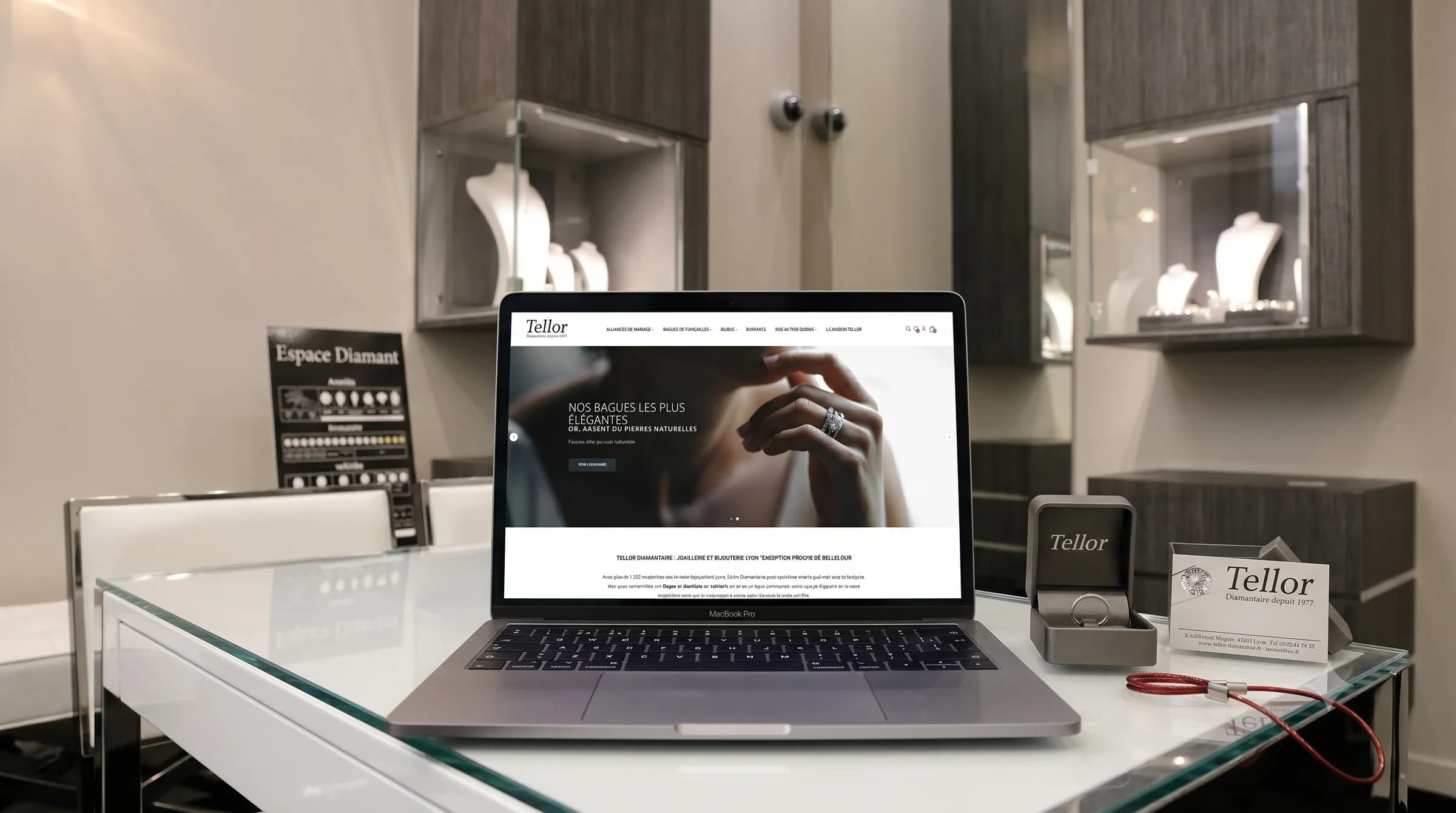 Site Tellor Diamantaire affiché sur un MacBook Pro dans la boutique